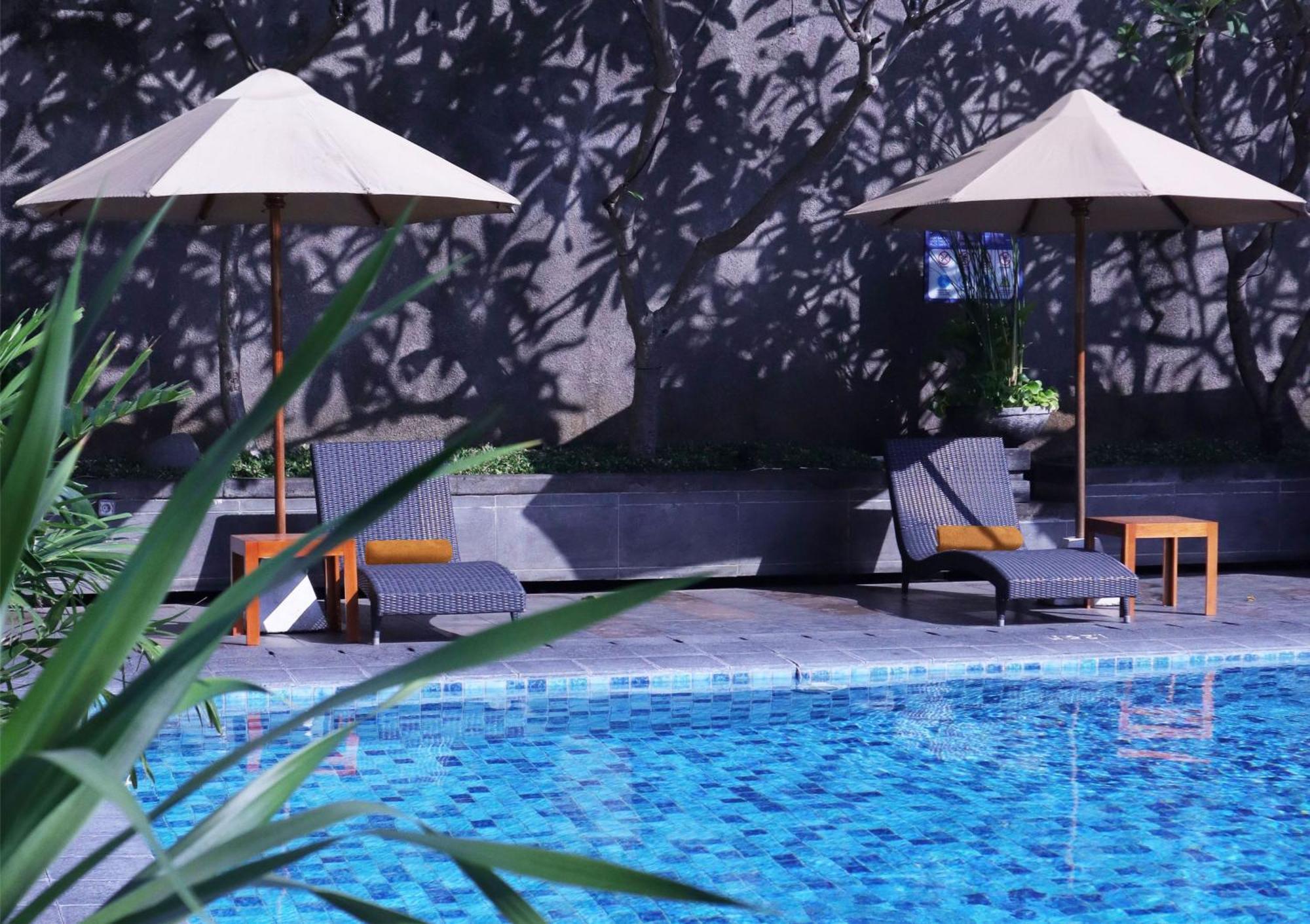 Hotel Santika Premiere Semarang Exterior foto